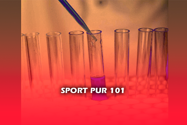 Plusieurs éprouvettes, une avec liquide bleu et une pipette contenant du liquide leu aussi pour en faire l'analyse avec écrit Sport pur 101